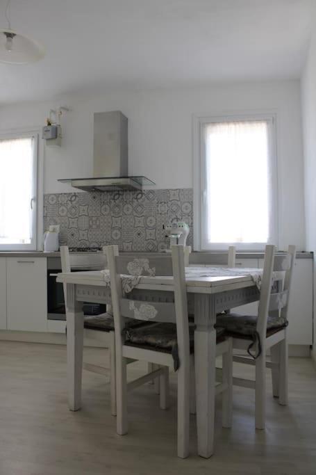 Apartment With Terrace In Chioggia'S Main Square Екстер'єр фото
