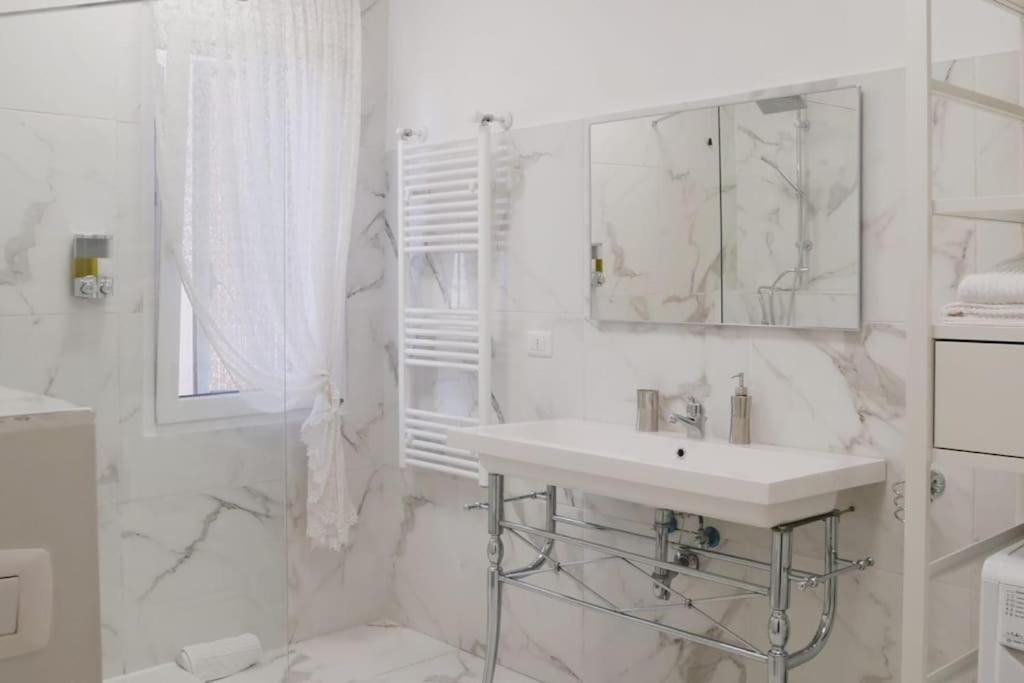 Apartment With Terrace In Chioggia'S Main Square Екстер'єр фото